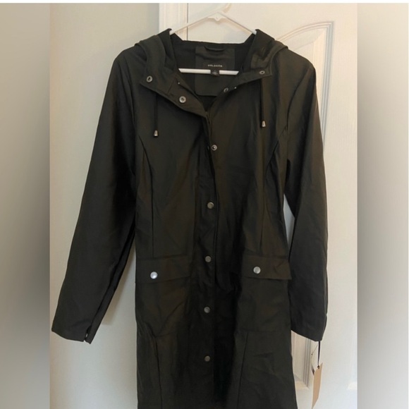 Halogen Size Small Raincoat - Picture 10 of 12